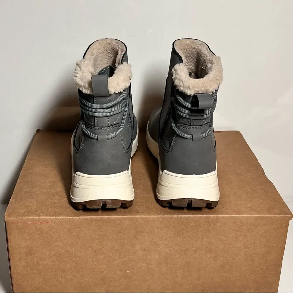 Khombu Sarah Water Repellent Ankle Boots